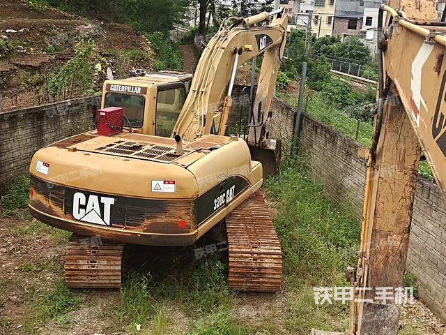 卡特彼勒320C挖掘机