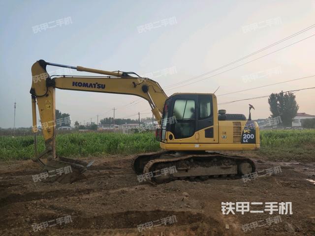 小松PC160LC-8挖掘机