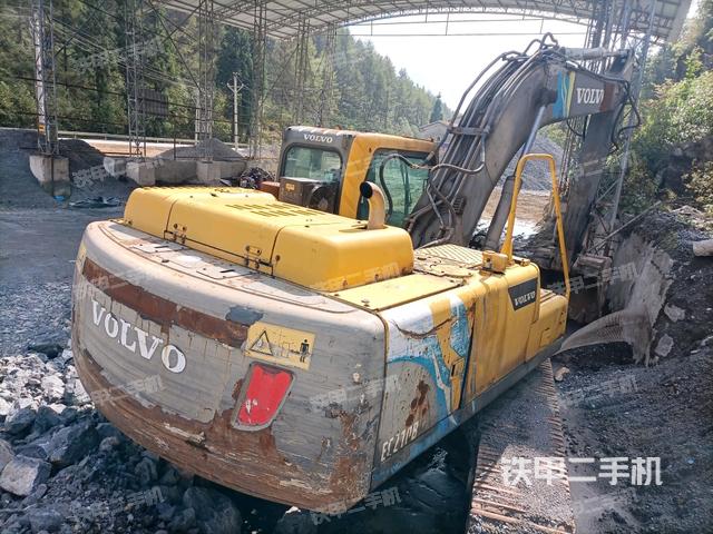 沃尔沃EC210BLC挖掘机