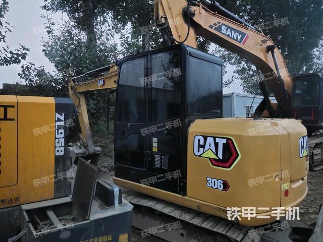 卡特彼勒306E2小型液压挖掘机