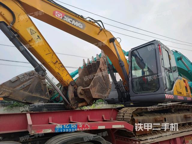 徐工XE150D挖掘机