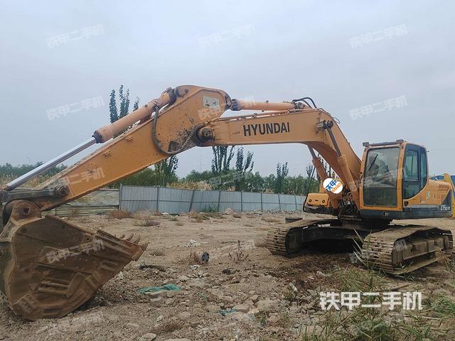 现代R275LC-9T挖掘机