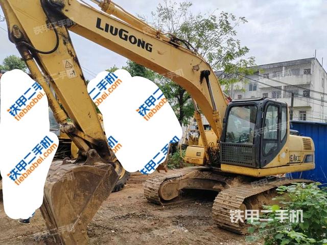柳工CLG922D挖掘机