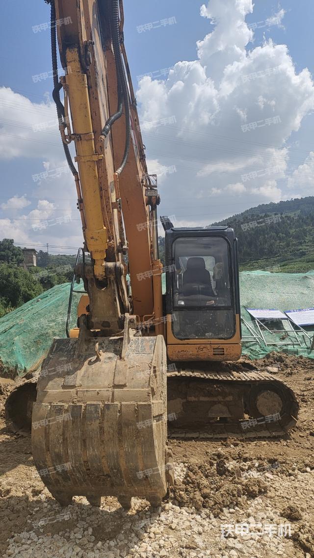 雷沃重工FR170挖掘机