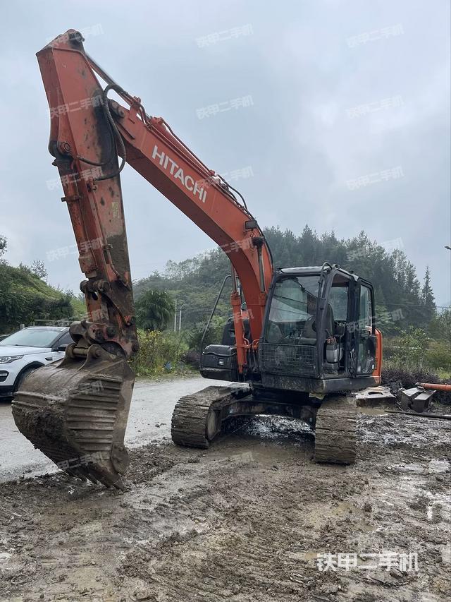 日立ZX130-5A挖掘机