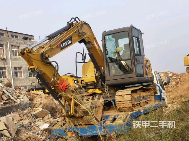雷沃重工FR75E2挖掘机