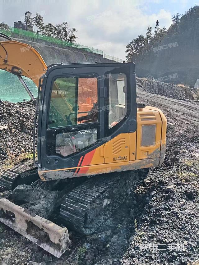 柳工CLG9075E挖掘机