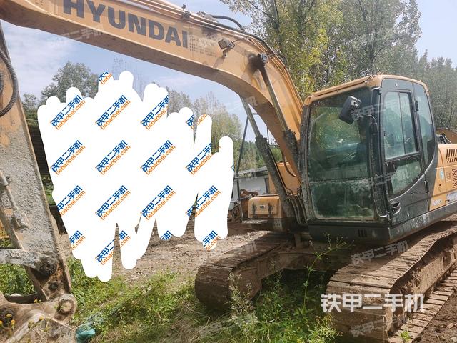 现代R150LVS挖掘机