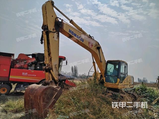 小松PC200-7挖掘机