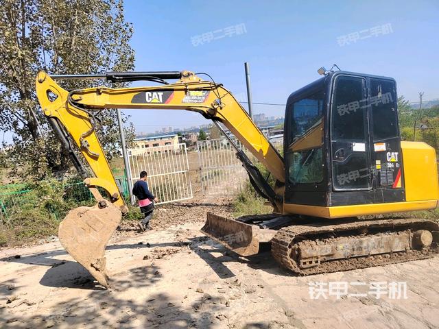 卡特彼勒CAT®305.5E2 小型液压挖掘机