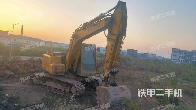 山东临工E6150F挖掘机