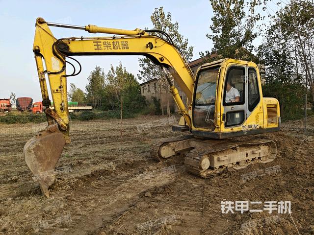 玉柴YC85-7挖掘机