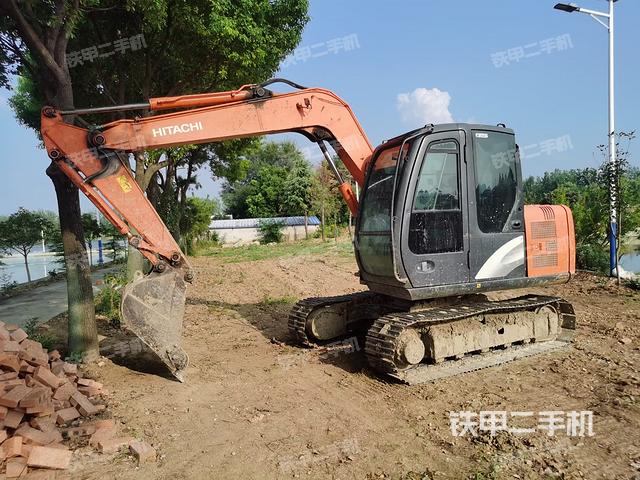 日立ZX70-5A挖掘机