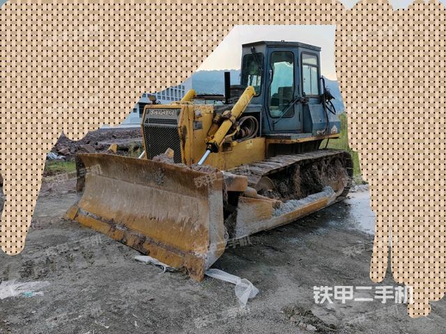 山推SD16标准型推土机
