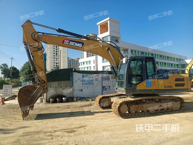 徐工XE200DA挖掘机