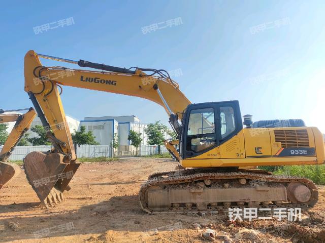 柳工CLG933E挖掘机