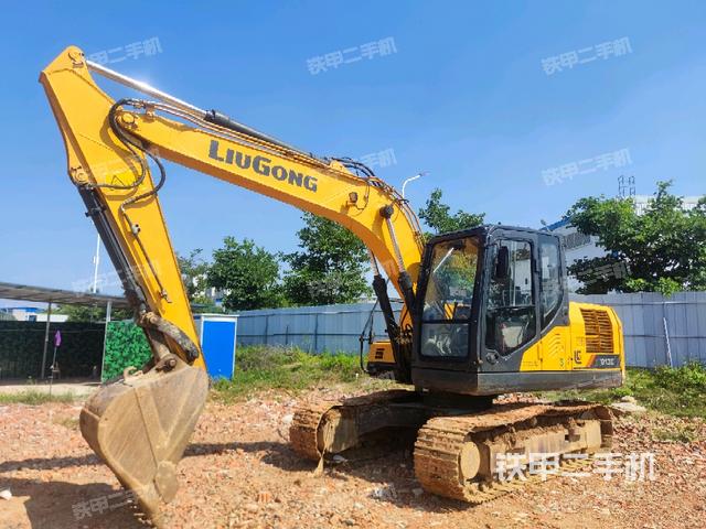柳工CLG913E挖掘机