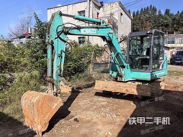 神钢SK60-8挖掘机