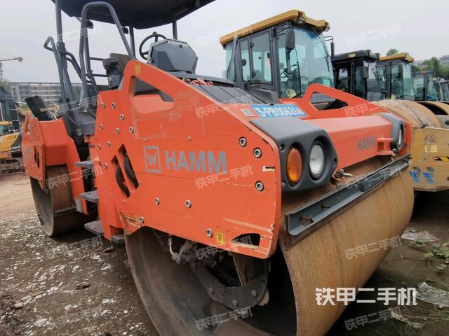 悍马HD128压路机