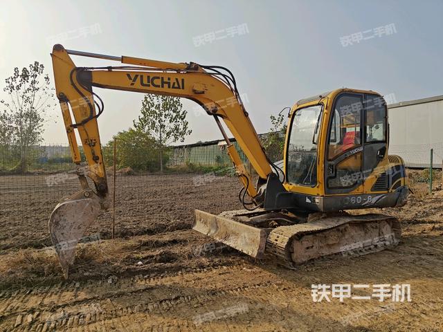 玉柴YC60-8挖掘机