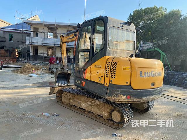 柳工CLG906E挖掘机