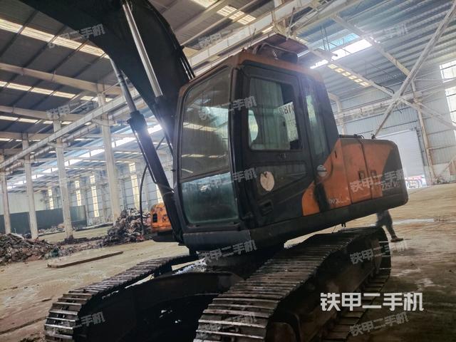 现代R215-7挖掘机
