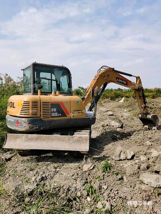 宁波雷沃重工FR60E-H挖掘机实拍图片