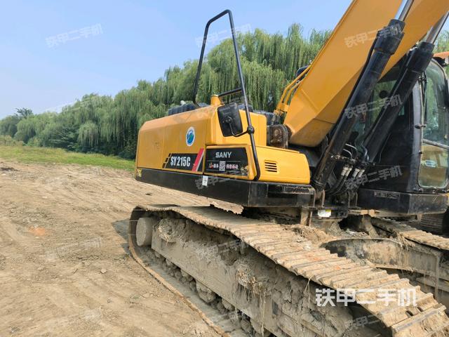 三一重工SY200C挖掘机