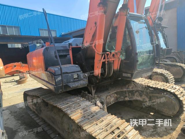 日立ZX300-5A挖掘机