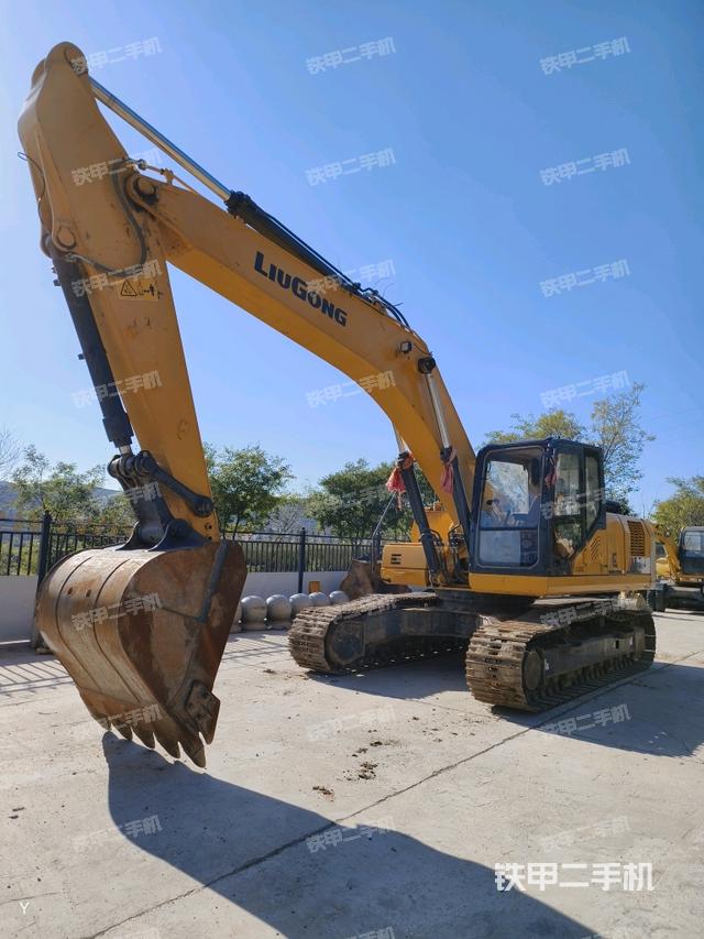 柳工CLG925E挖掘机