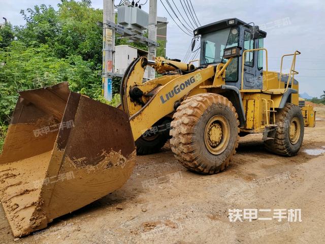 柳工CLG862装载机