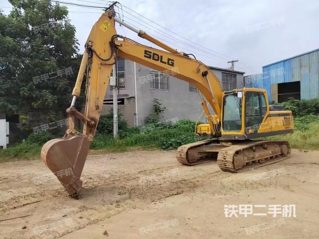山东临工E6210F挖掘机