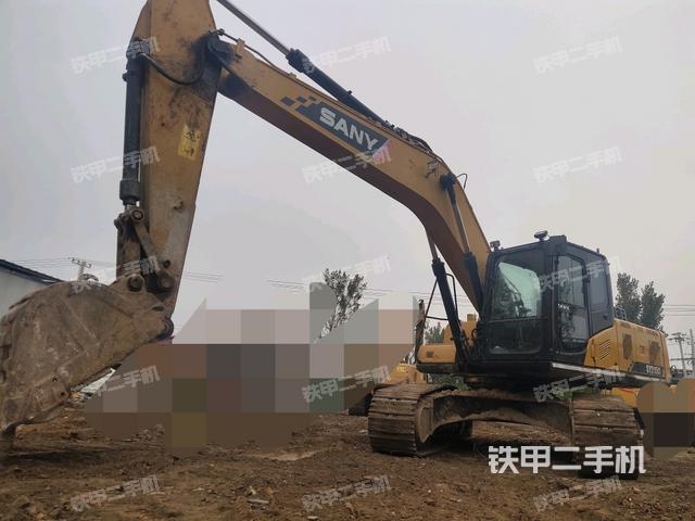 三一重工SY215C挖掘机