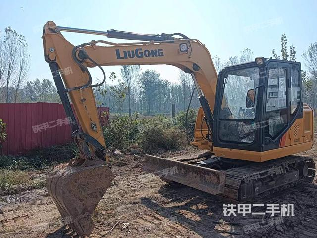 柳工CLG9075E挖掘机
