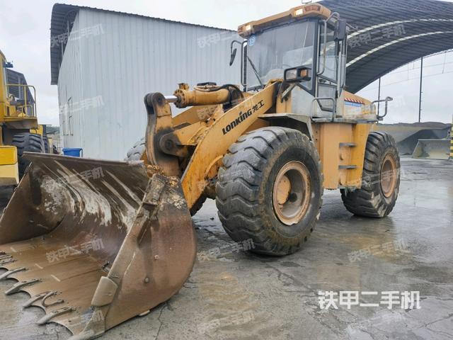 龙工LG853装载机