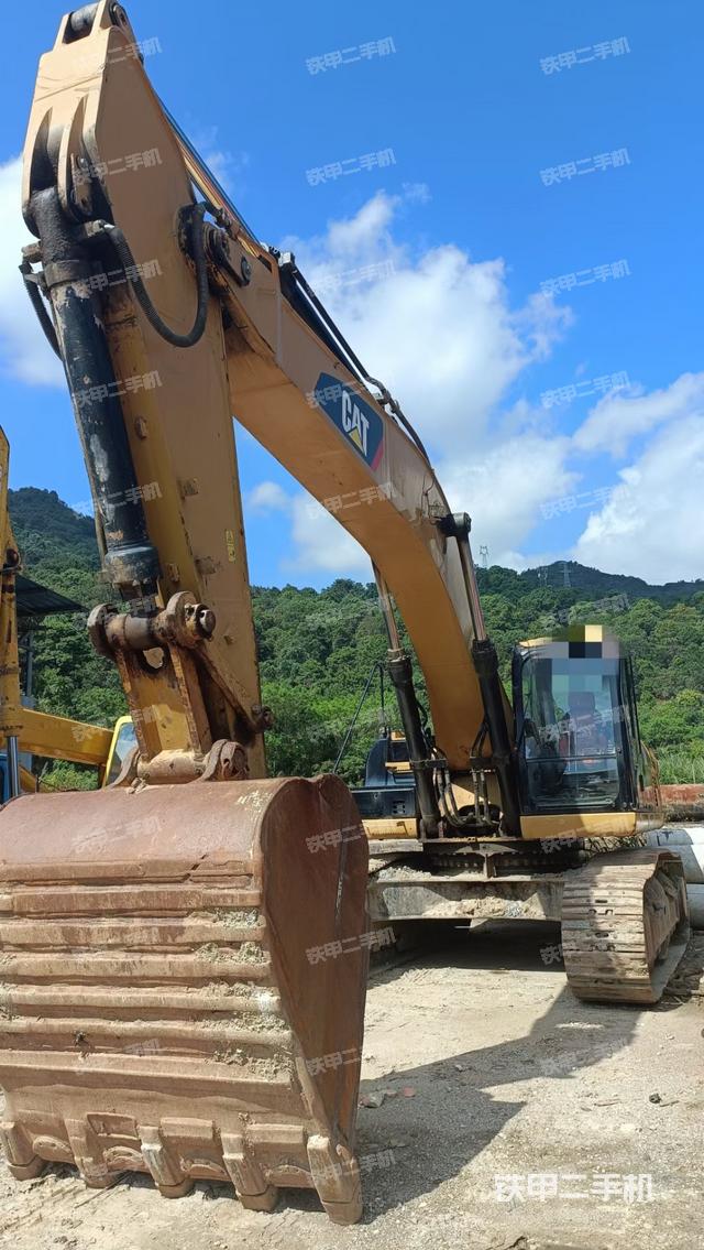 卡特彼勒336D2液压挖掘机