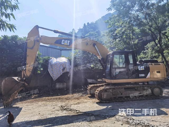 卡特彼勒320D2液压挖掘机