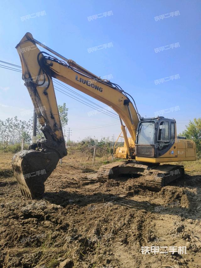 柳工CLG920D挖掘机
