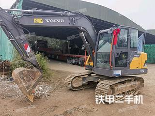 沃尔沃EC75D挖掘机实拍图片