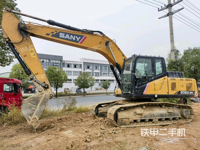 三一重工SY205C挖掘机
