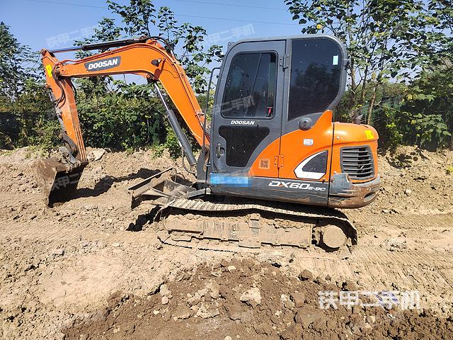 斗山DX60-9C挖掘机