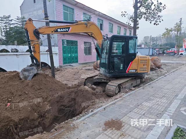 三一重工SY75C挖掘机