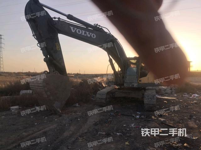 沃尔沃EC380DL挖掘机