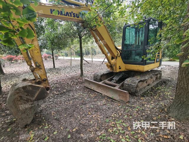 小松PC56-7挖掘机