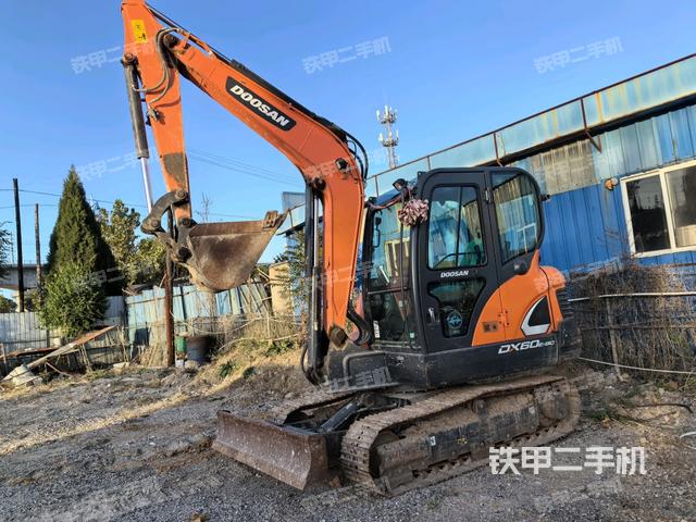 斗山DX60E-9CN挖掘机