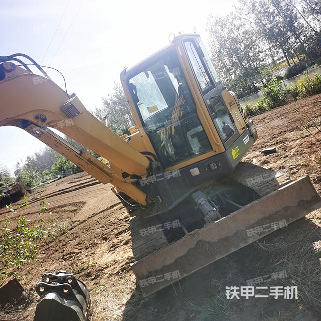 山东临工E660EL挖掘机