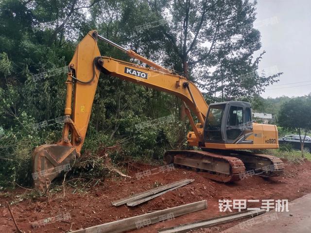 加藤HD820-R5挖掘机
