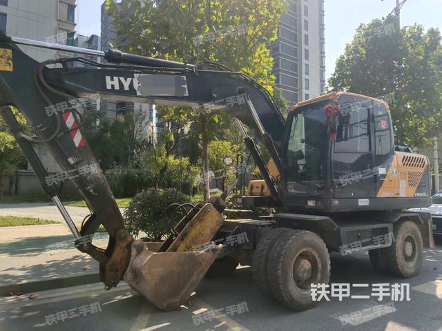现代R150WVS挖掘机