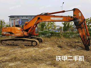 临沂斗山DH220LC-7挖掘机实拍图片