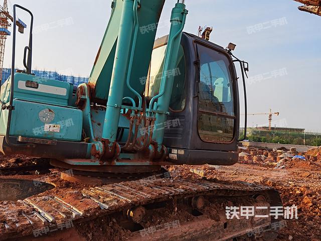 神钢SK350-8挖掘机
